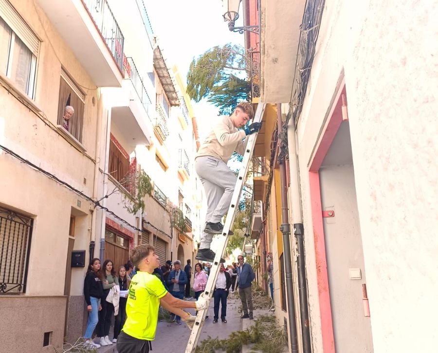 Tradicional Fiesta de las Enrramaes Tibi